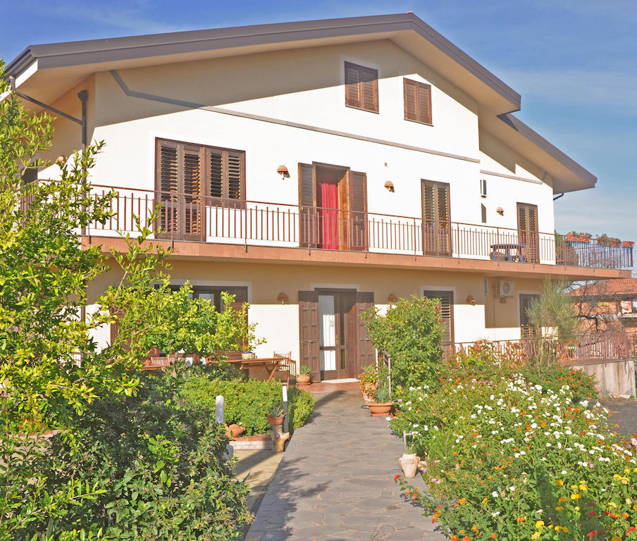 Etna Torre Del Grifo Bed and Breakfast Mascalucia Esterno foto